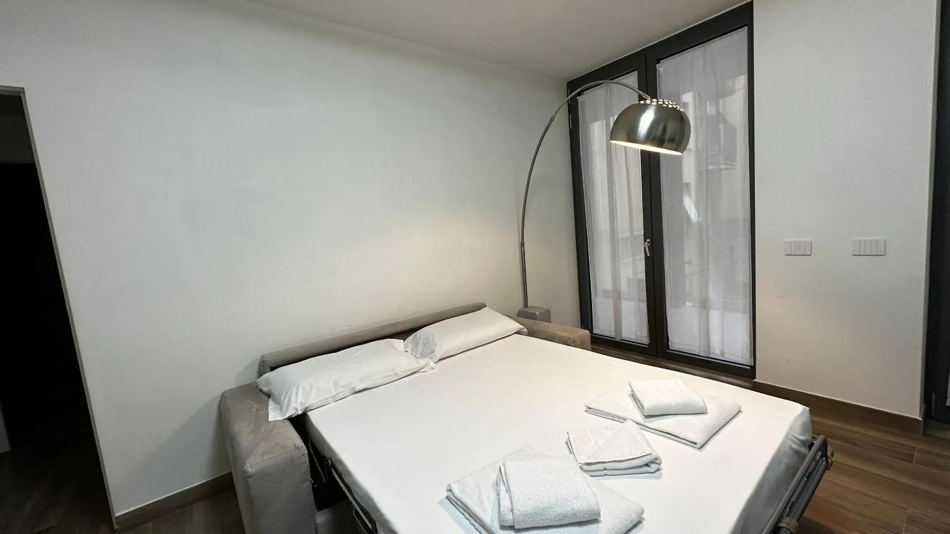 Macchi 61 - Central Station Milan Apartment